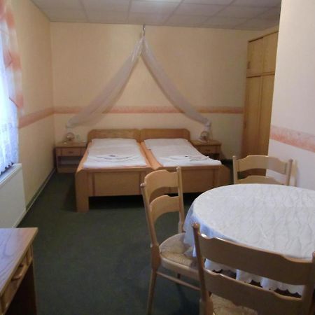 Hotel Heidehof Konigswartha Bagian luar foto